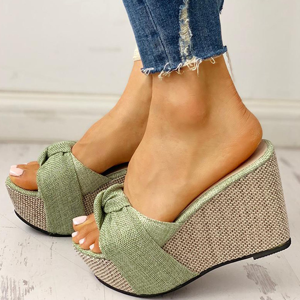 Bow tie sandals